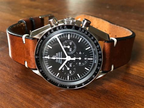 omega speedmaster professional strap size|omega speedmaster with leather strap.